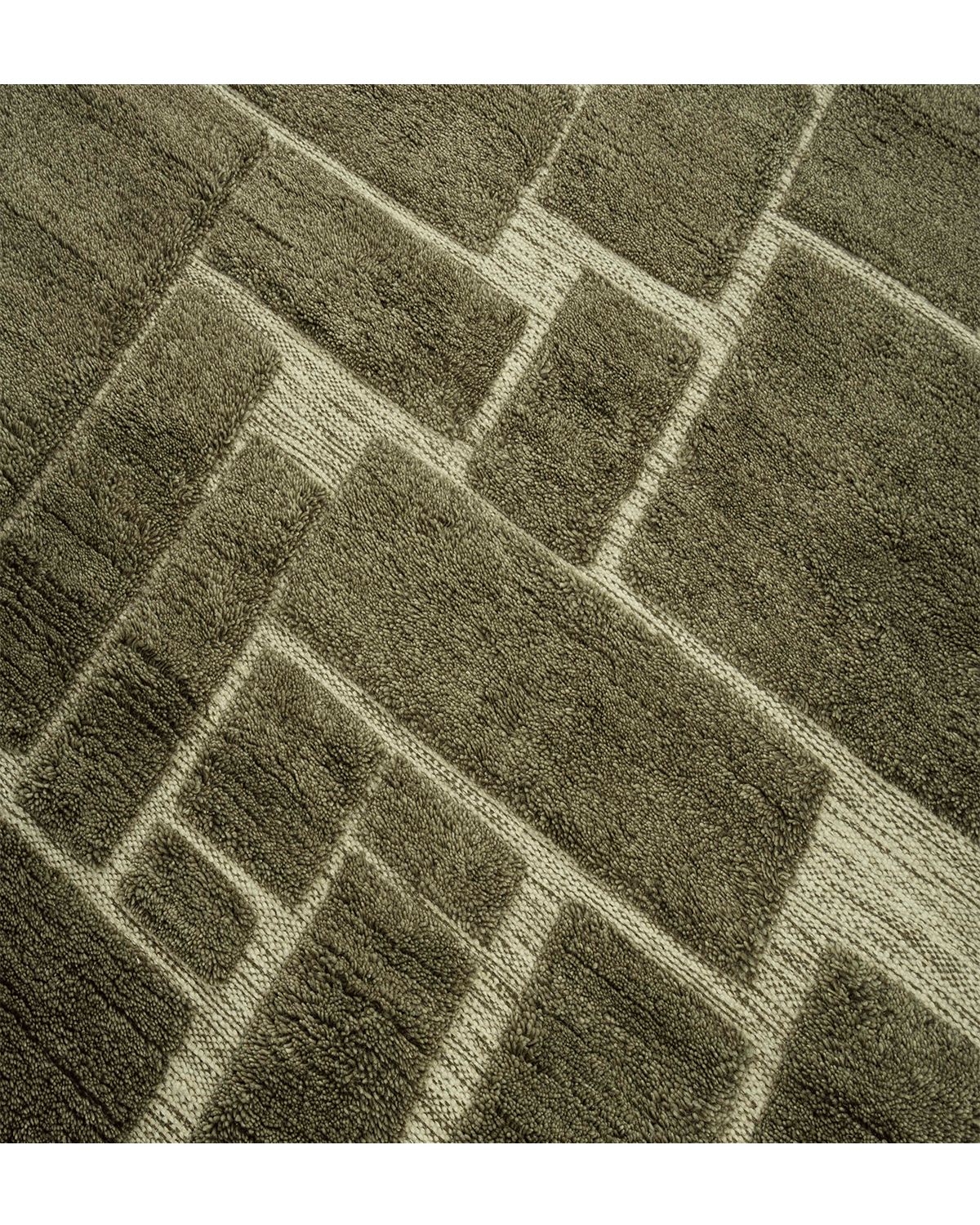 Modern Hand-knotted Rug (FR-KM-153-22)