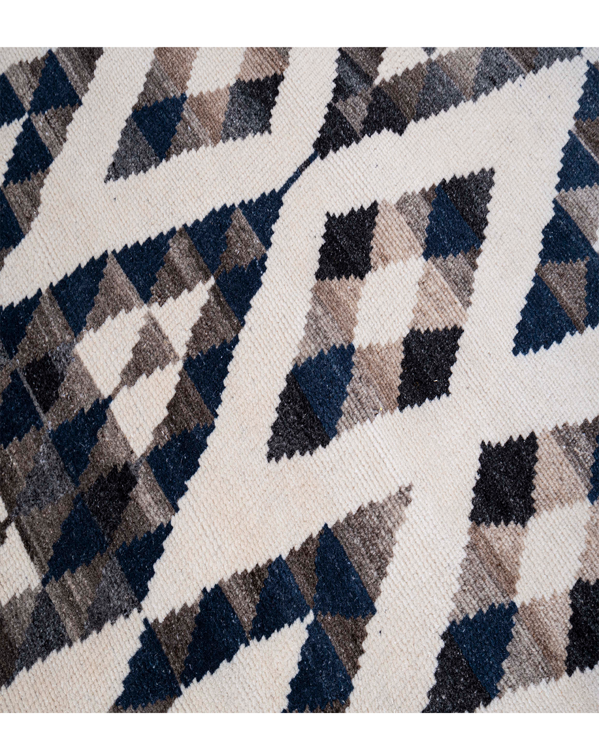 Transitional Hand-knotted Rug (BR-13)