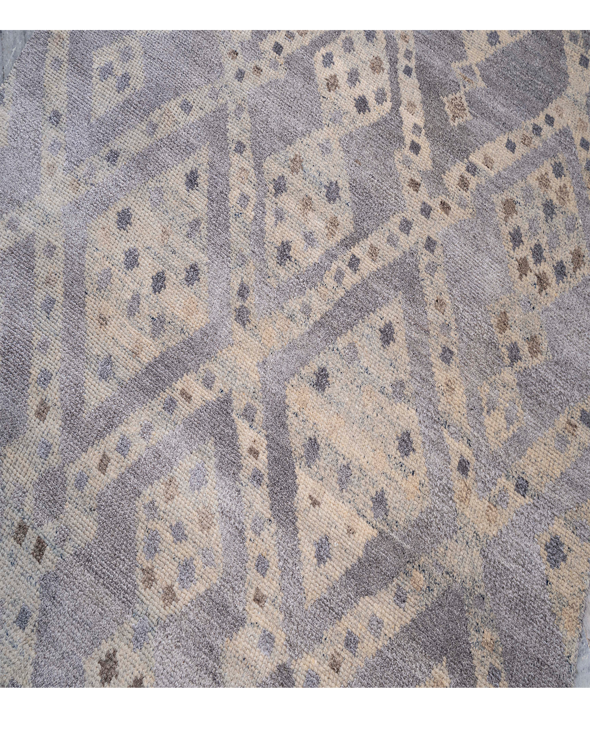 Transitional Hand-knotted Rug (BR-15AGR)
